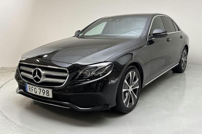 Svart Begagnad 2017 Mercedes E350 Avantgarde Sedan | 249 900 kr (Marknadspris) - Bild 1/4