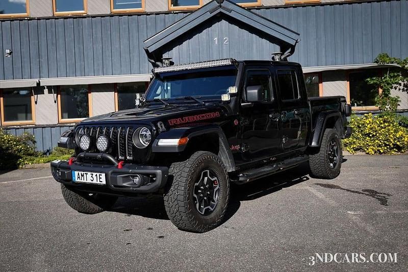 Svart Begagnad 2020 Jeep Gladiator Rubicon Pickup | 689 900 kr - Bild 1/4