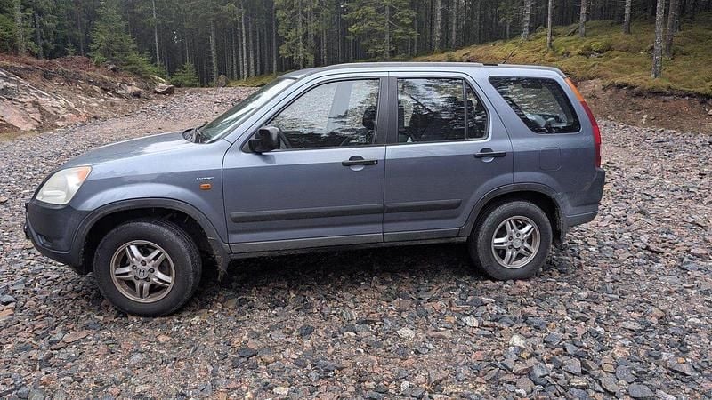 Blå Begagnad 2003 Honda CR-V SUV | 12 000 kr (Bra pris) - Bild 1/4