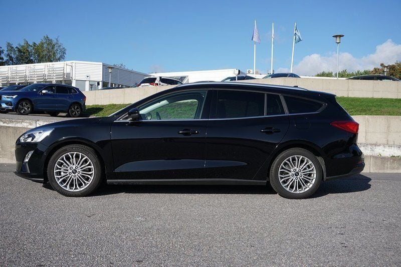 Begagnad 2019 Ford Focus Kombi | 213 900 kr (Lite dyr) - Bild 1/4
