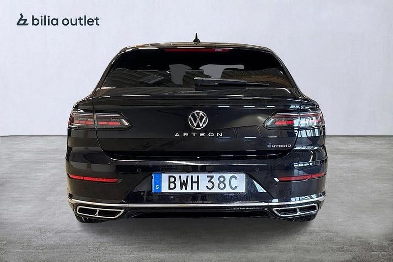 Begagnad VW Arteon R-line 218 HK (160 kW) 2023 Svart Kombi