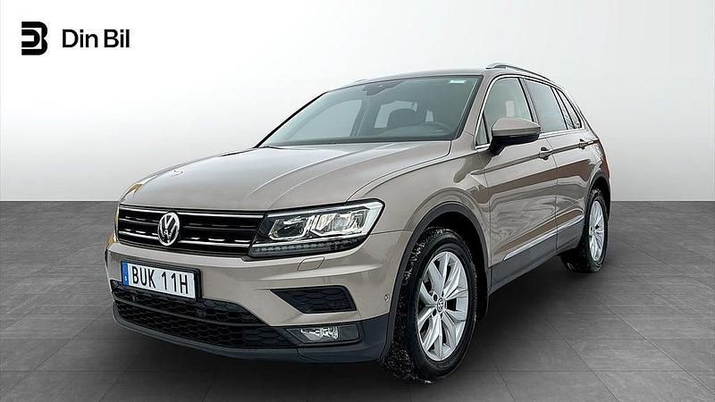 Begagnad VW Tiguan Executive 190 HK (139 kW) 2019 Brun SUV