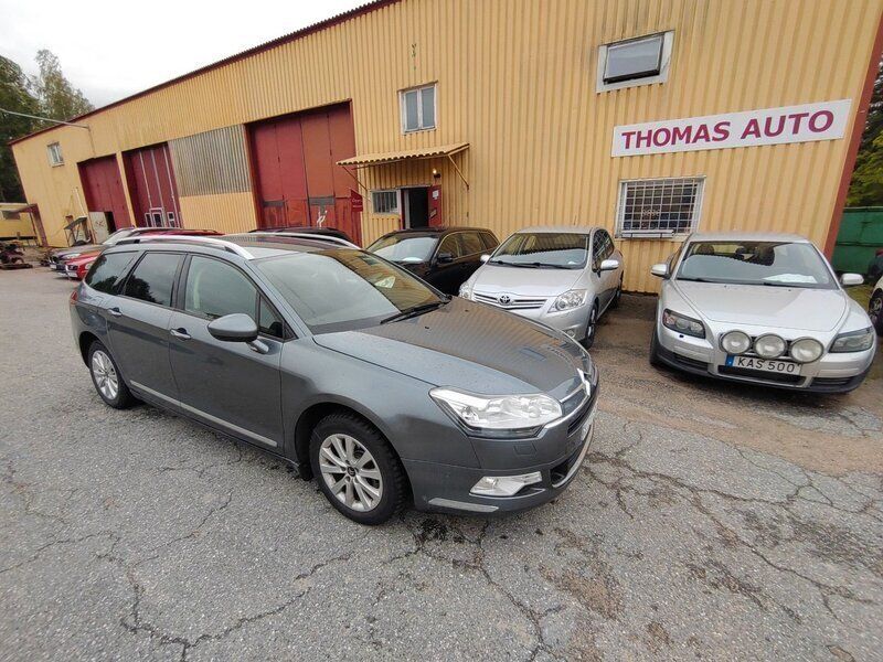Grå Begagnad 2012 Citroën C5 Kombi | 42 900 kr (Marknadspris) - Bild 1/4