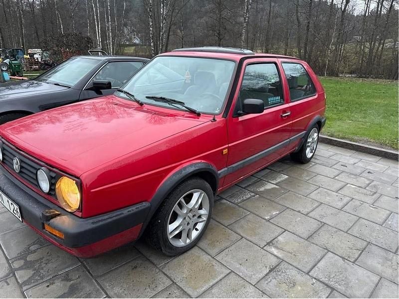 Begagnad 1990 VW Golf Halvkombi | 39 900 kr - Bild 1/1