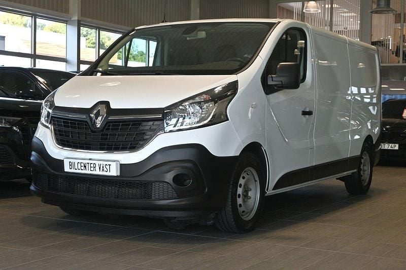 Vit Begagnad 2021 Renault Trafic Van | 239 000 kr (Bra pris) - Bild 1/4