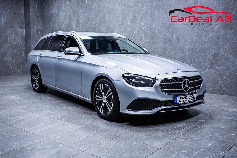 Silver Begagnad 2020 Mercedes E200 Avantgarde Kombi | 209 800 kr - Bild 1/4