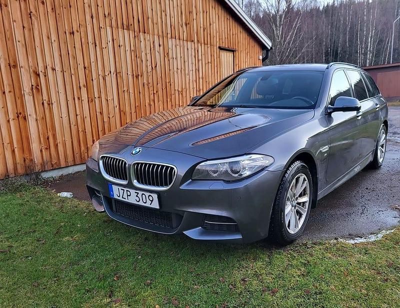 Begagnad 2016 BMW 520 M Sport Kombi | 145 000 kr (Marknadspris) - Bild 1/4