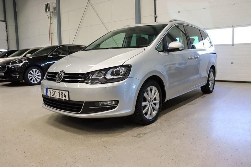 Begagnad VW Sharan GT 184 HK (135 kW) 2017 Silver Minibuss