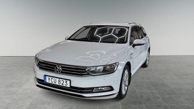 Begagnad VW Passat 190 HK (139 kW) 2016 Vit Kombi