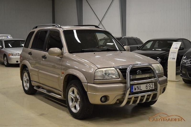 Brun Begagnad 2005 Suzuki Grand Vitara SUV | 34 900 kr (Dyr) - Bild 1/4