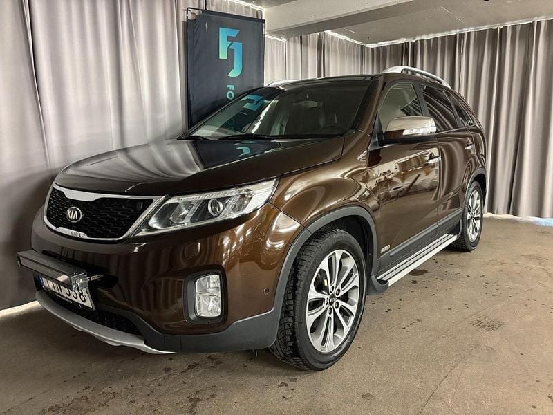 Brun Begagnad 2014 Kia Sorento SUV | 159 900 kr (Marknadspris) - Bild 1/4