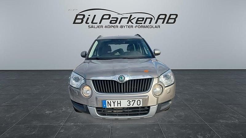 Begagnad Skoda Yeti Business Line 122 HK (89 kW) 2013 Brun SUV