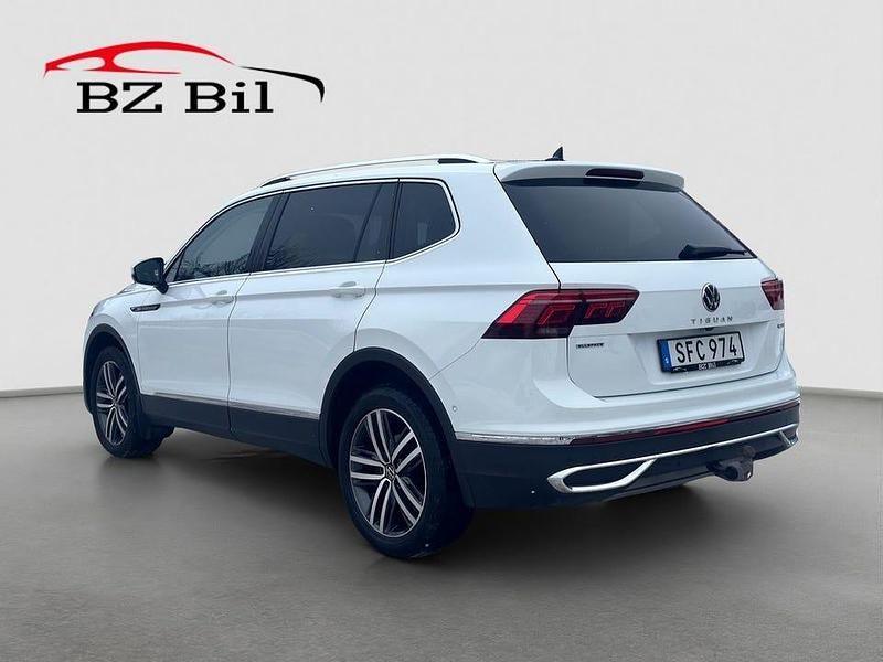 Begagnad VW Tiguan Allspace Elegance 200 HK (147 kW) 2022 Vit SUV