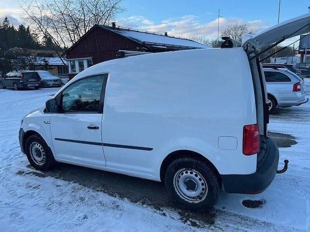 Begagnad VW Caddy 102 HK (75 kW) 2016 Vit Minibuss