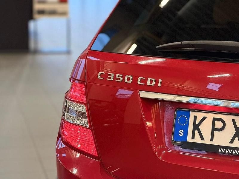 Begagnad Mercedes C350 Avantgarde 231 HK (169 kW) 2010 Röd Kombi