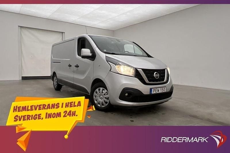 Silver Begagnad 2017 Nissan NV300 Van | 124 800 kr (Lite dyr) - Bild 1/3