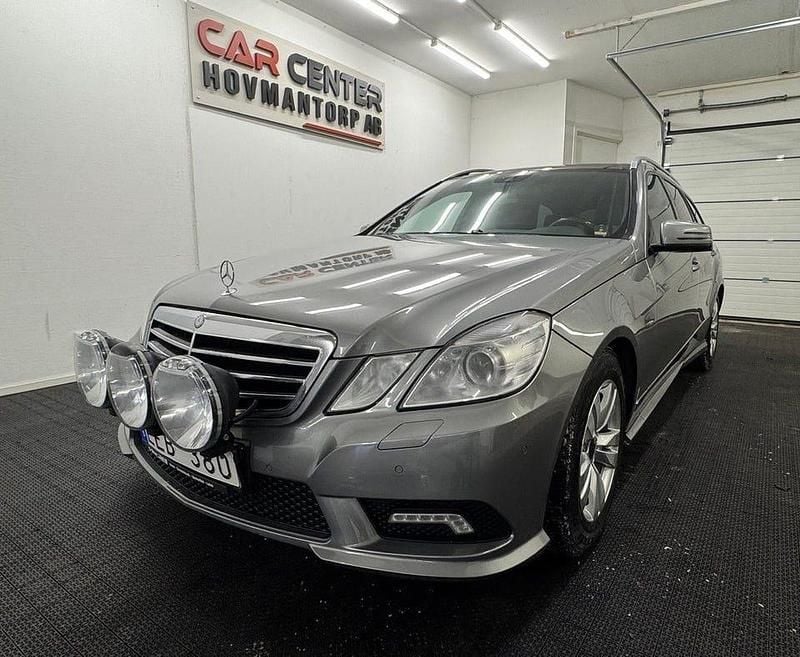 Begagnad Mercedes E220 AMG 170 HK (125 kW) 2010 Silver Kombi