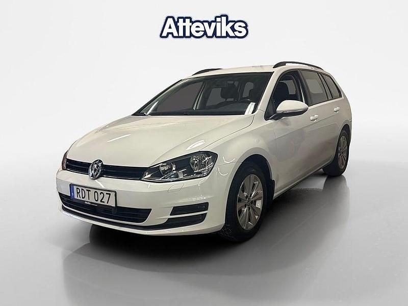 Begagnad VW Golf VII 110 HK (80 kW) 2016 Vit Kombi