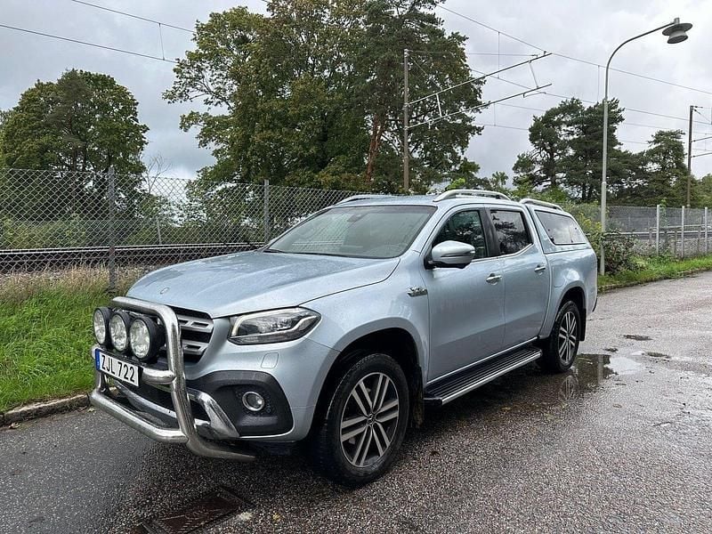 Silver Begagnad 2019 Mercedes X350 Pickup | 448 750 kr (Marknadspris) - Bild 1/4