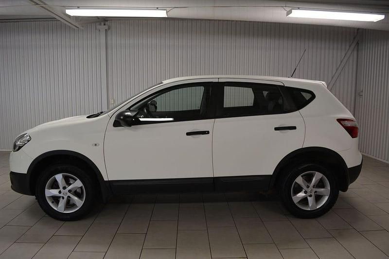 Begagnad Nissan Qashqai 117 HK (86 kW) 2013 Vit SUV