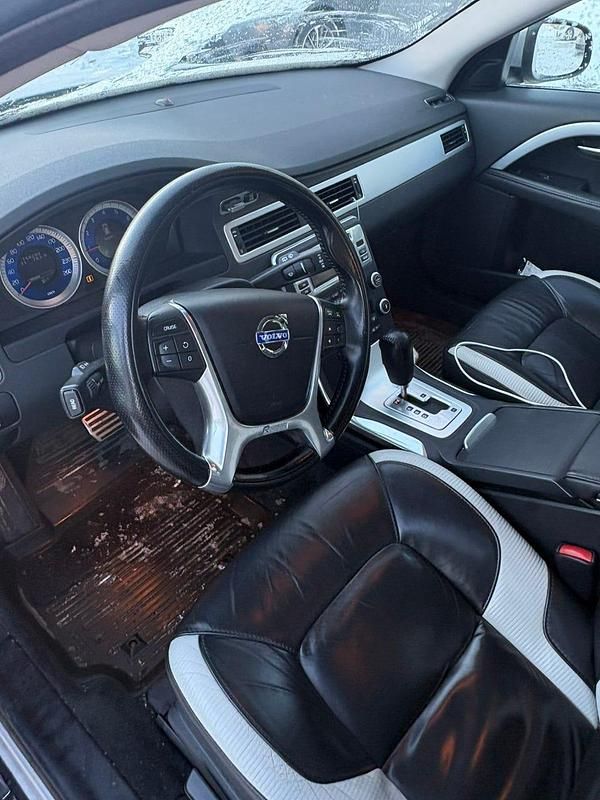 Begagnad Volvo V70 180 HK (132 kW) 2011 Kombi