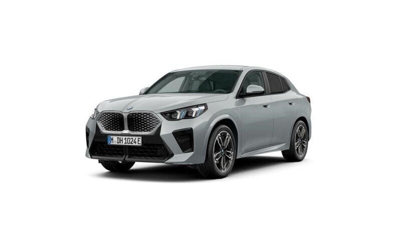 Begagnad BMW iX2 M Sport 150 kW (204 HK) 2024 Okänd SUV