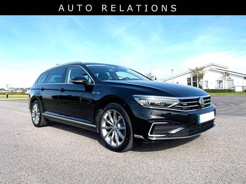 Begagnad VW Passat GTE 218 HK (160 kW) 2020 Svart Kombi