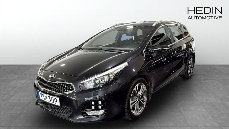Svart metallic Begagnad 2016 Kia Ceed Sportswagon GT-Line Kombi | 129 900 kr (Marknadspris) - Bild 1/4