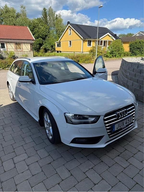 Vit Begagnad 2014 Audi A4 Kombi | 84 000 kr (Marknadspris) - Bild 1/4