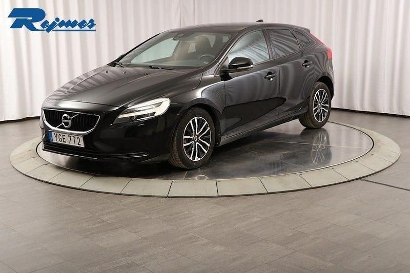 Begagnad Volvo V40 Business Edition 122 HK (89 kW) 2016 Svart Kombi