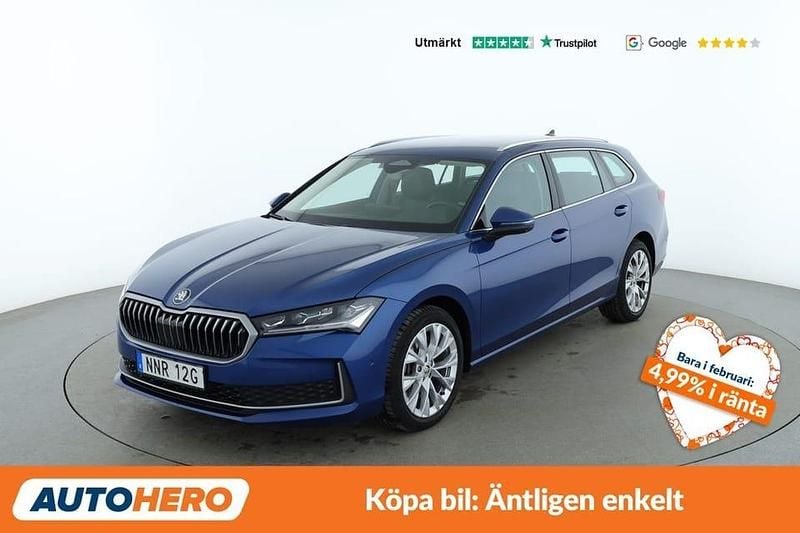 Begagnad Skoda Superb Selection 196 HK (144 kW) 2024 Mörkblå Kombi