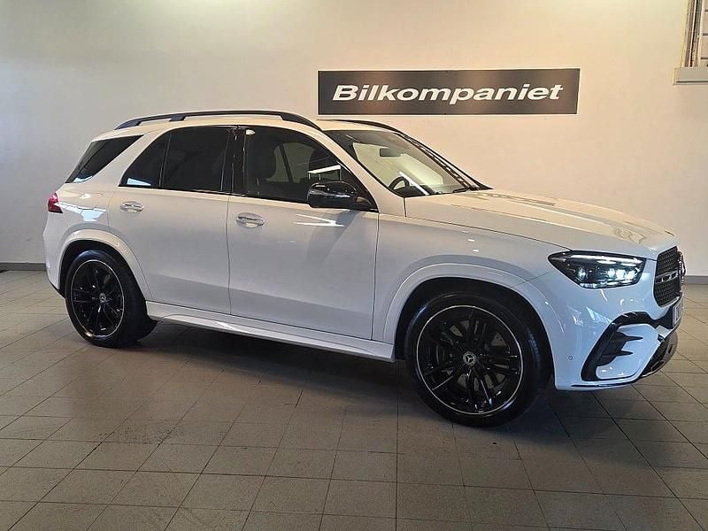 Vit Begagnad 2025 Mercedes GLE350 | 887 000 kr (Marknadspris) - Bild 1/4