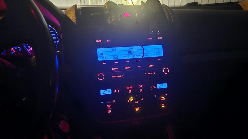 Grå Begagnad 2009 VW Golf Kombi | 24 990 kr (Bra pris) - Bild 1/4