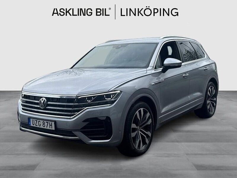Silver Begagnad 2019 VW Touareg R-line SUV | 479 000 kr (Bra pris) - Bild 1/4