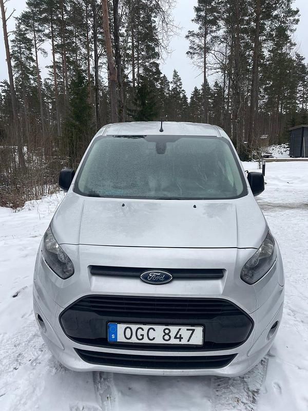 Begagnad Ford Transit Connect 120 HK (88 kW) 2017 Moondust silvermetallic Minibuss