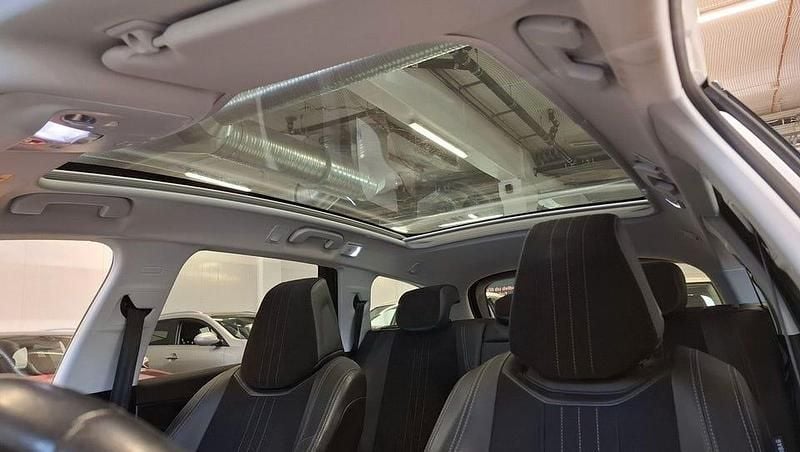 Begagnad Peugeot 308 SW Allure 150 HK (110 kW) 2015 Vit Kombi