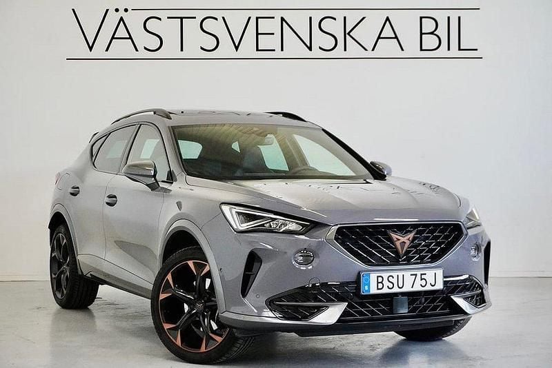 Ljusgrå Begagnad 2023 Cupra Formentor SUV | 309 000 kr (Lite dyr) - Bild 1/4