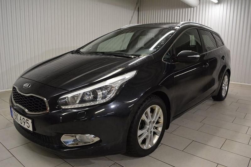 Svart Begagnad 2014 Kia Ceed Sportswagon Comfort Kombi | 62 000 kr (Bra pris) - Bild 1/3