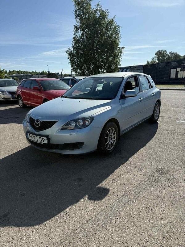Blå Begagnad 2008 Mazda 3 Inclusive Halvkombi | 29 900 kr (Bra pris) - Bild 1/4