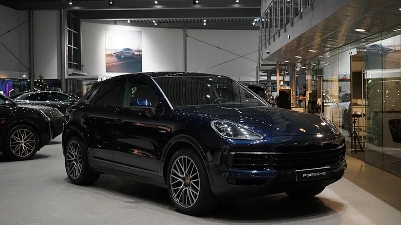 Begagnad Porsche Cayenne 340 HK (250 kW) 2022 Mörkblå SUV