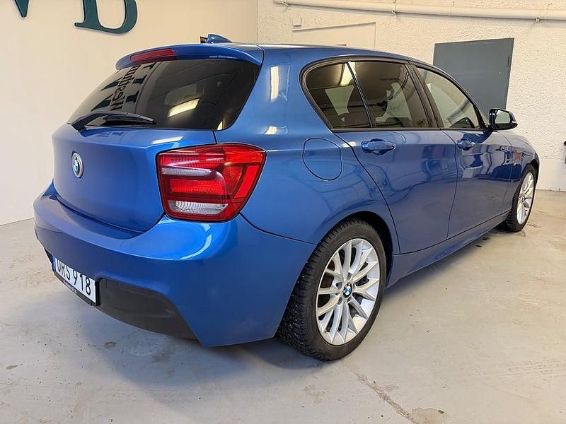 Begagnad BMW 118 M Sport 143 HK (105 kW) 2014 Blå Halvkombi