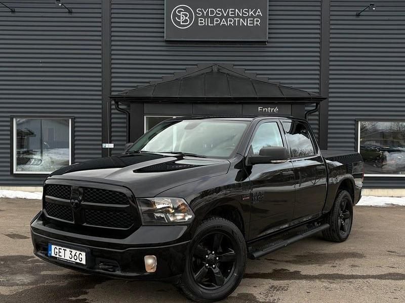 Begagnad Dodge Ram 394 HK (289 kW) 2023 Svart