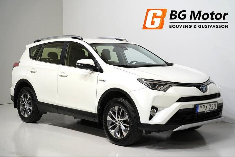 Vit Begagnad 2016 Toyota RAV4 Hybrid Active SUV | 169 900 kr (Marknadspris) - Bild 1/4