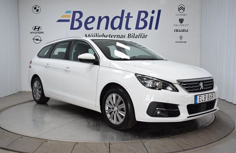 Vit Begagnad 2019 Peugeot 308 Allure Kombi | 149 500 kr (Marknadspris) - Bild 1/3