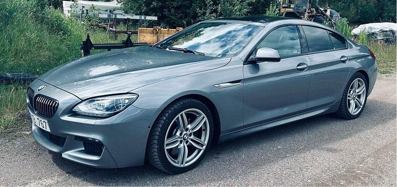 Grå Begagnad 2013 BMW 650 M Sport Sportkupé | 299 000 kr (Superpris) - Bild 1/4