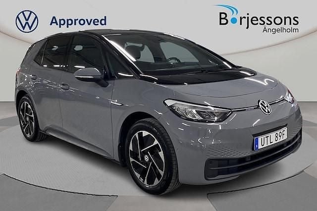 Grå Begagnad 2022 VW ID.3 Pro Performance Halvkombi | 239 000 kr (Superpris) - Bild 1/4
