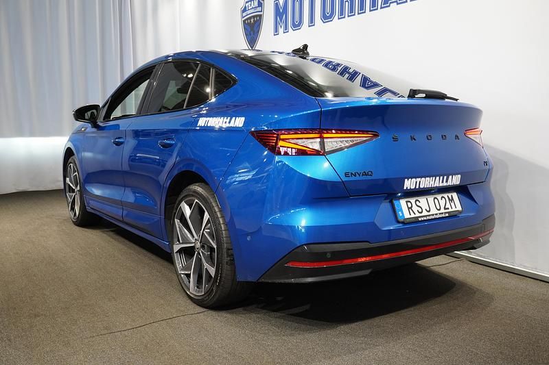 Begagnad Skoda Enyaq iV RS 250 kW (340 HK) 2023 Blå SUV