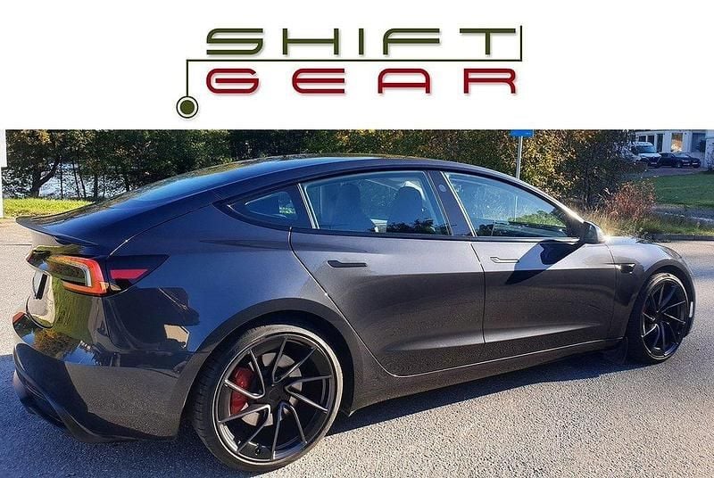 Begagnad 2024 Tesla Model 3 Performance Sedan | 569 000 kr - Bild 1/4