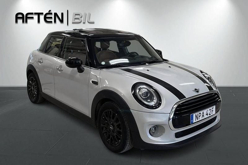 Begagnad Mini Cooper 136 HK (100 kW) 2020 Silver Halvkombi