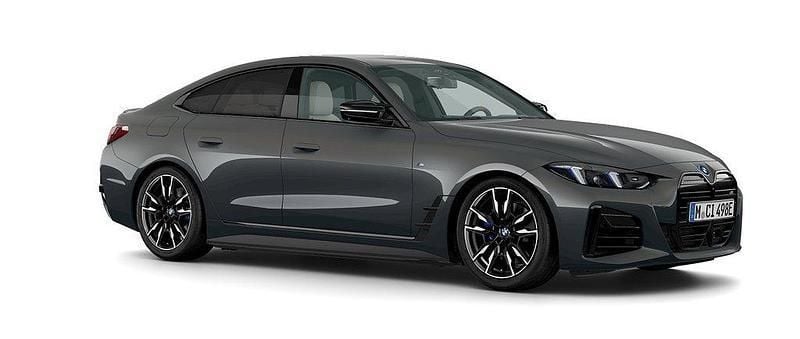 Grå Ny 2024 BMW i4 Comfort Edition Sedan | 735 700 kr (Superpris) - Bild 1/3